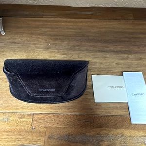 TOM FORD LARGE BROWN VELVET SUNGLASS CASE.